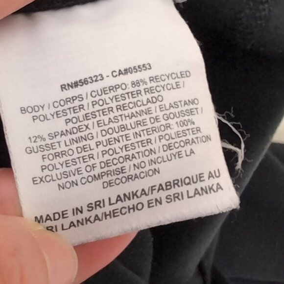 Nike Cropped Leggings Womens Small Black Athletic DriFit Performance Sustainable - Picture 11 of 11